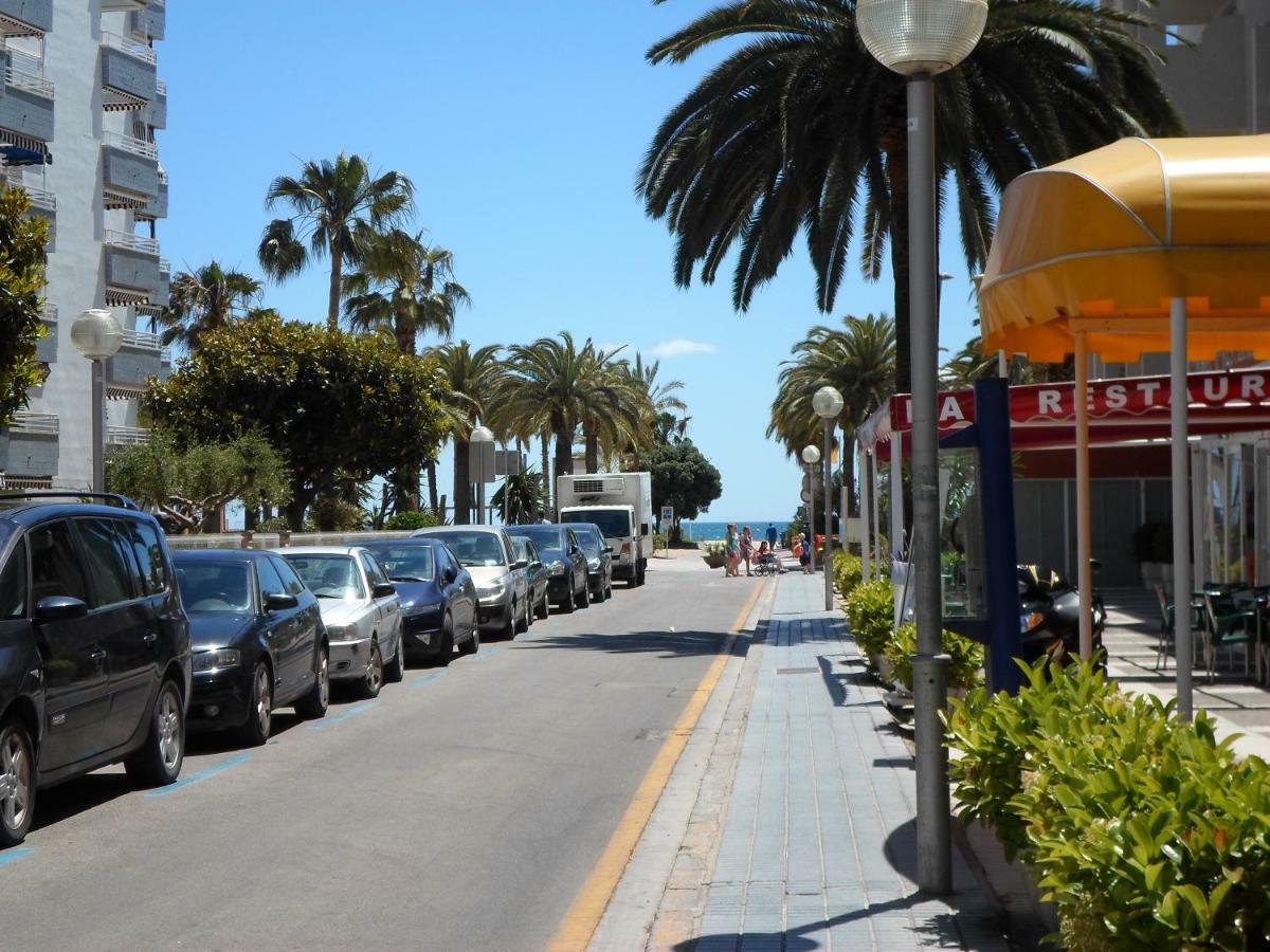 Novelty I Lägenhet Salou Exteriör bild